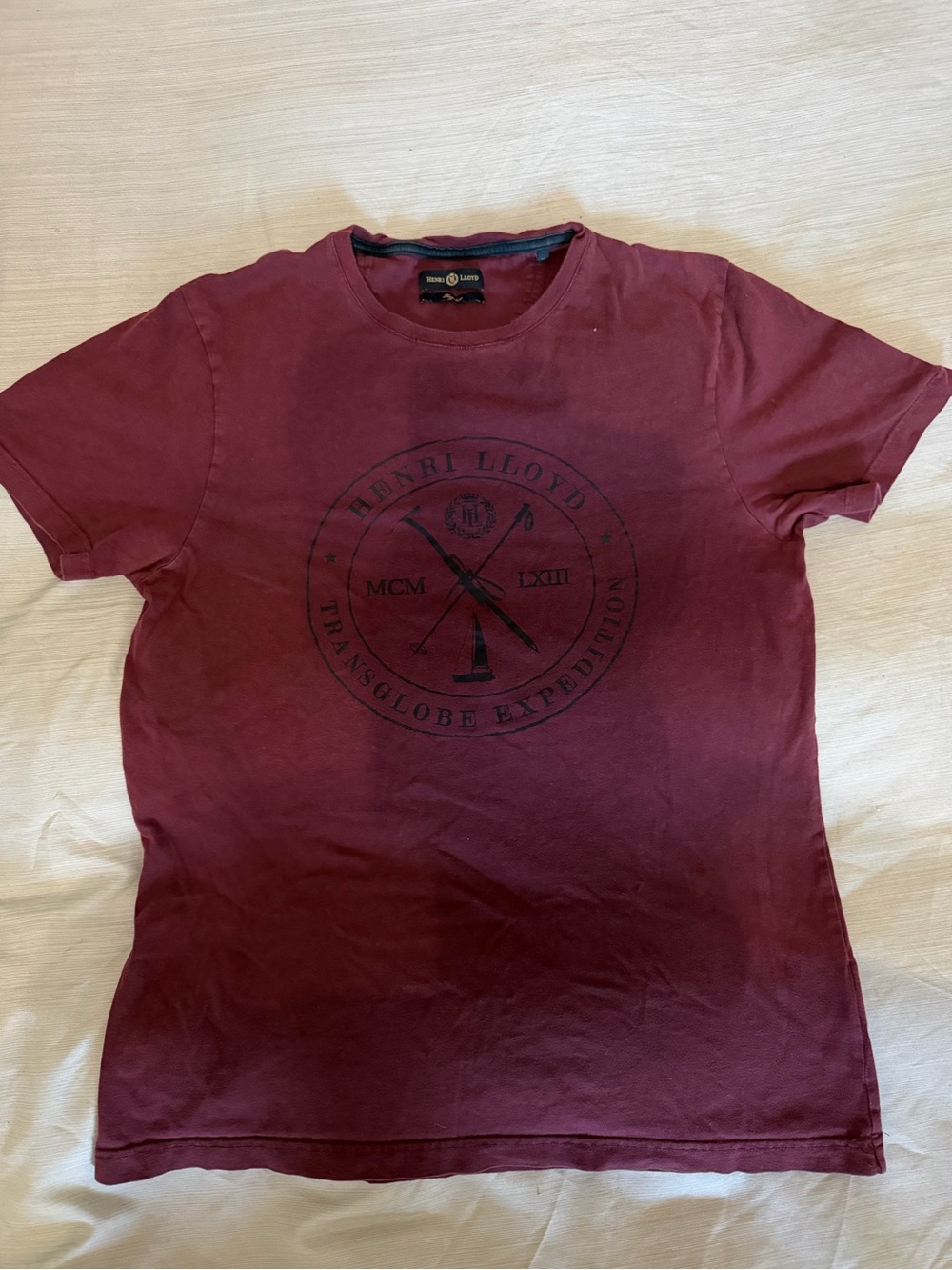 Henri Lloyd Men's Burgundy Crew with Black Graphic Logo